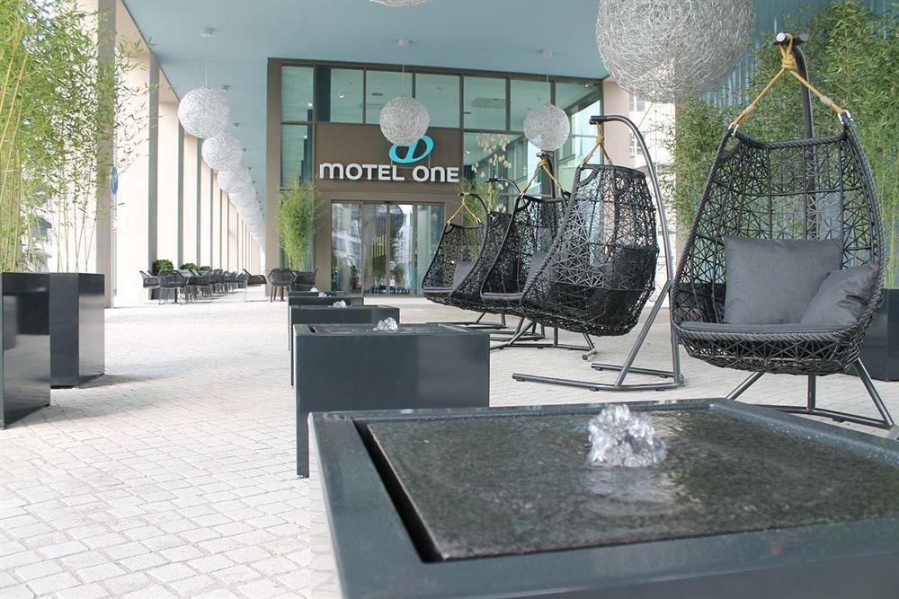 Motel One Dresden Am Zwinger Luaran gambar